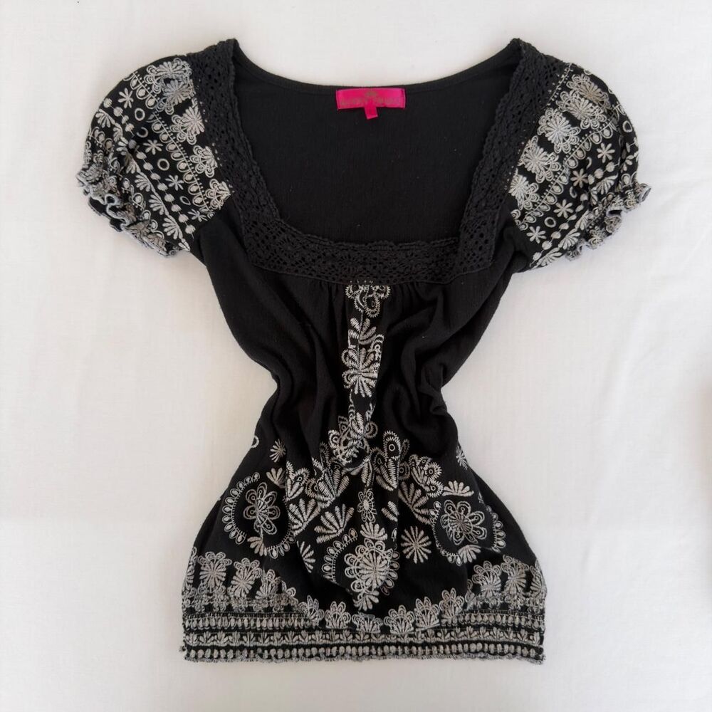 Almost Famous Black & White Printed Boho Top – Size L